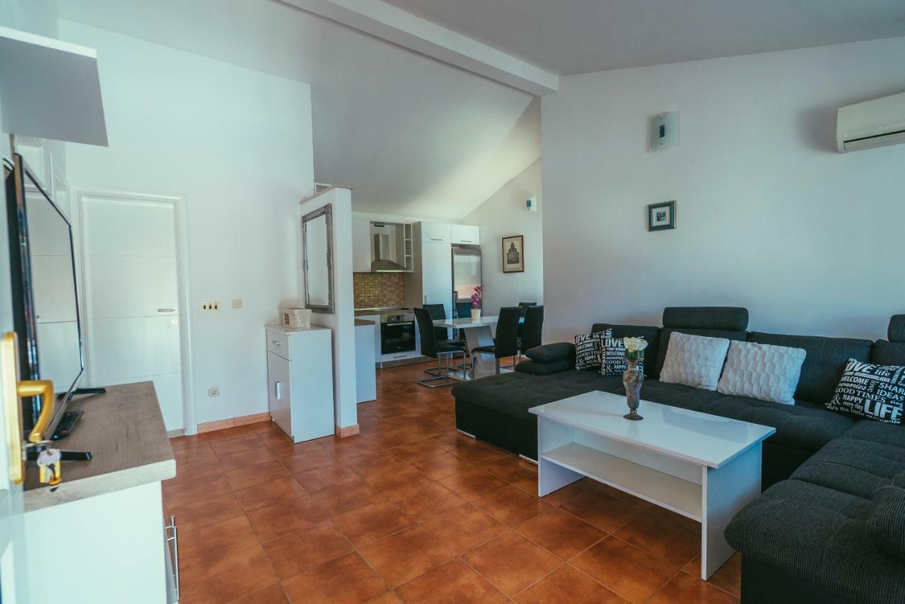 Villa Relax Veliki Drvenik Exterior foto