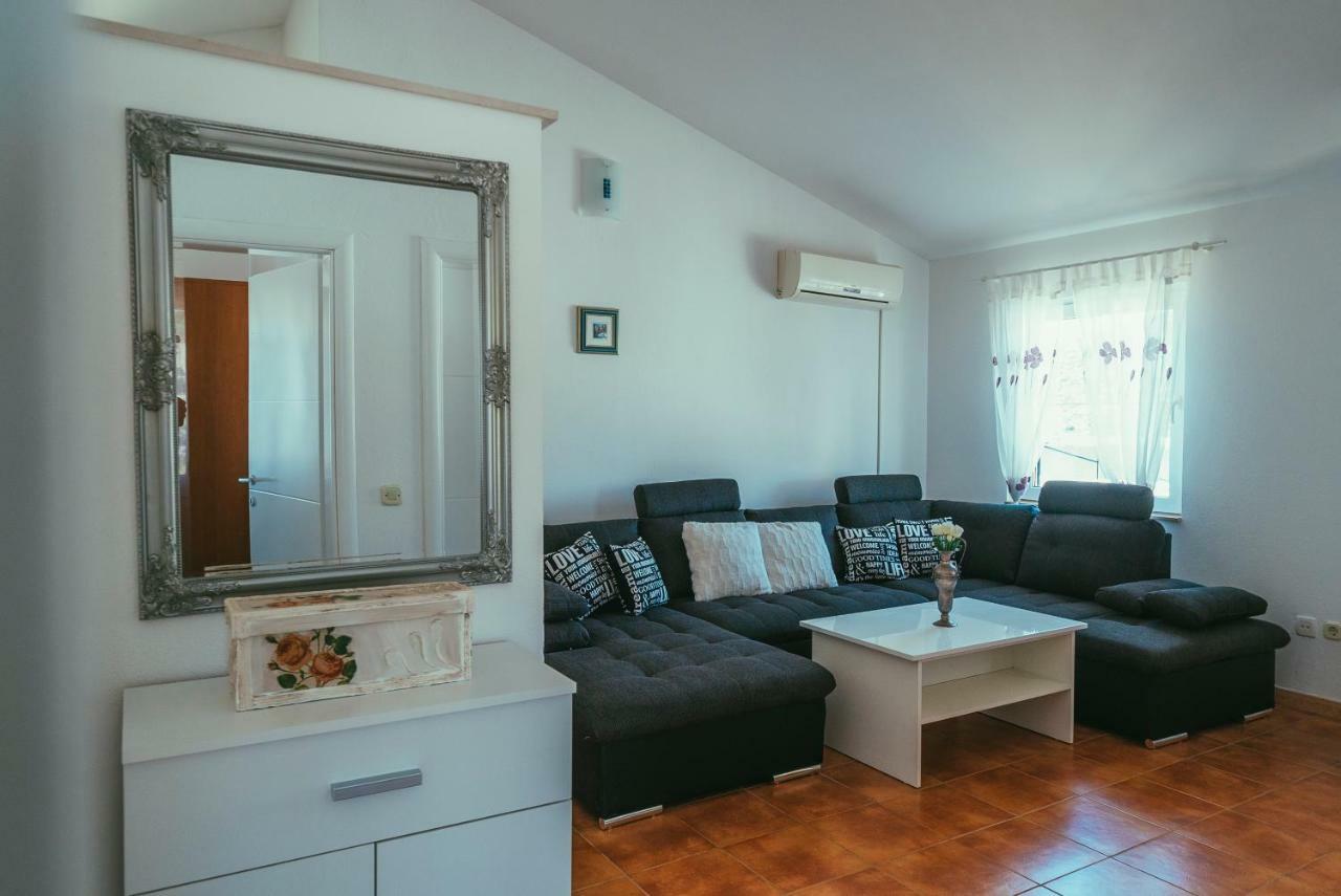 Villa Relax Veliki Drvenik Exterior foto